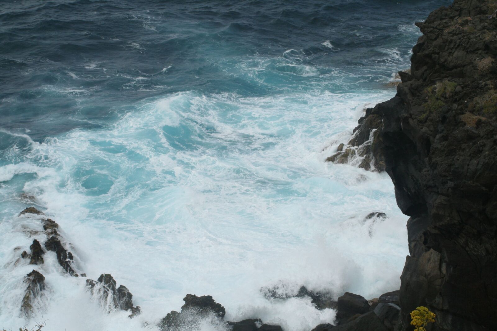 Canon EOS 350D (EOS Digital Rebel XT / EOS Kiss Digital N) sample photo. Is, sea, canary islands photography