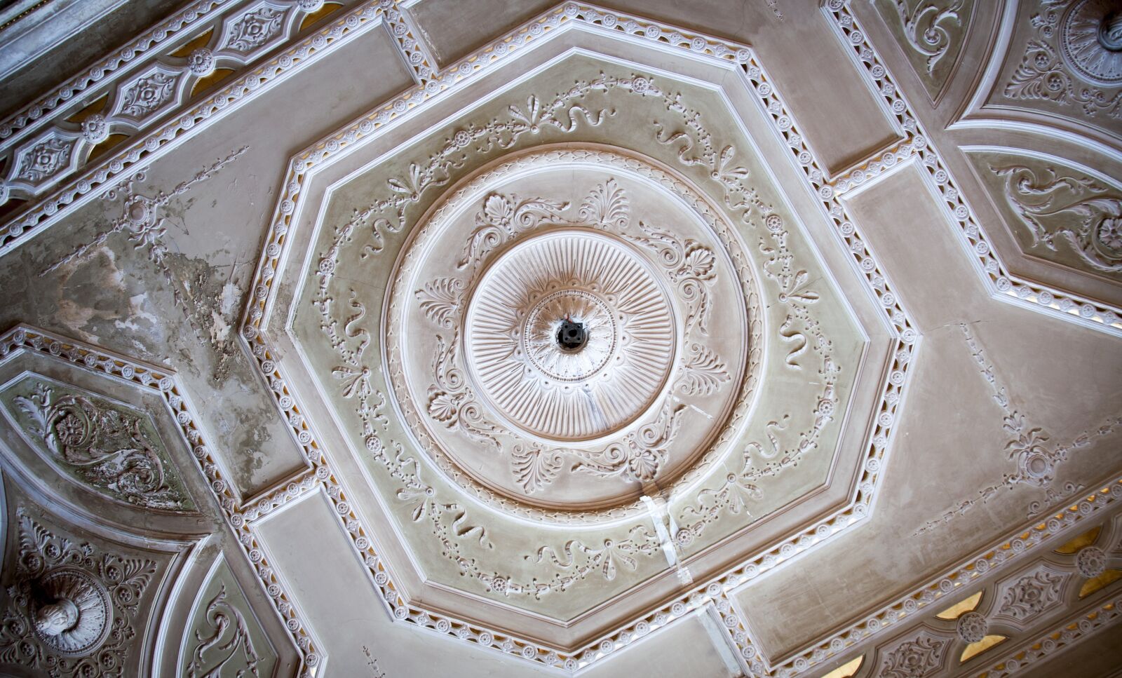 Nikon D90 sample photo. Urbex, urbex travel, urbex photography