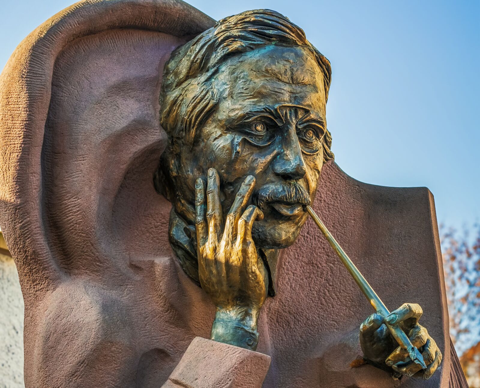 Fujifilm X-T30 sample photo. Sculpture, bronze, portrait photography