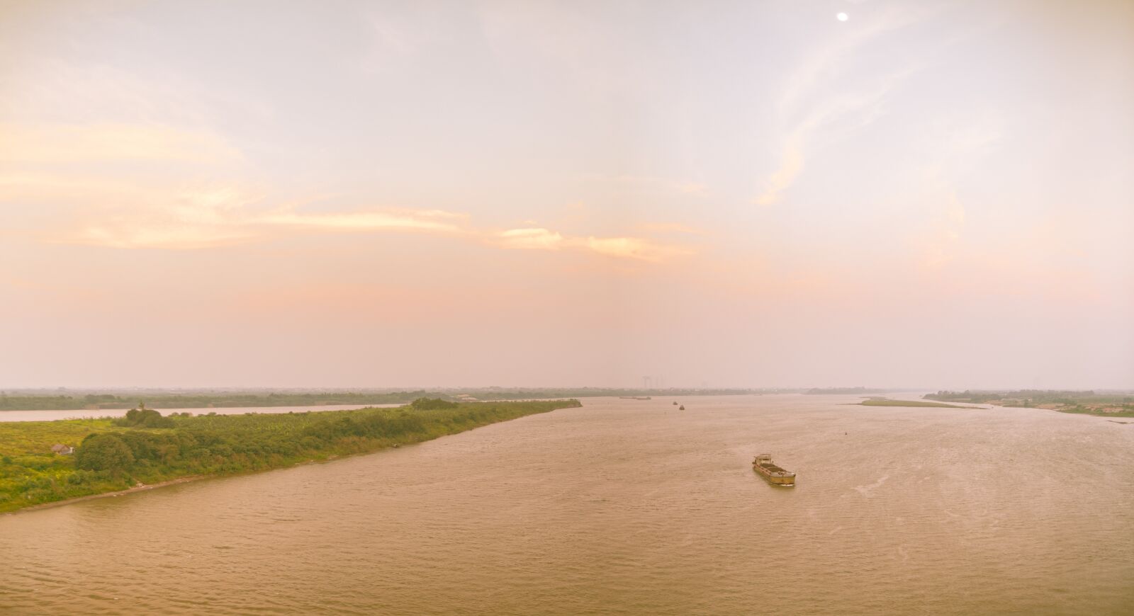 Nikon D700 sample photo. Boat, river, sunset photography