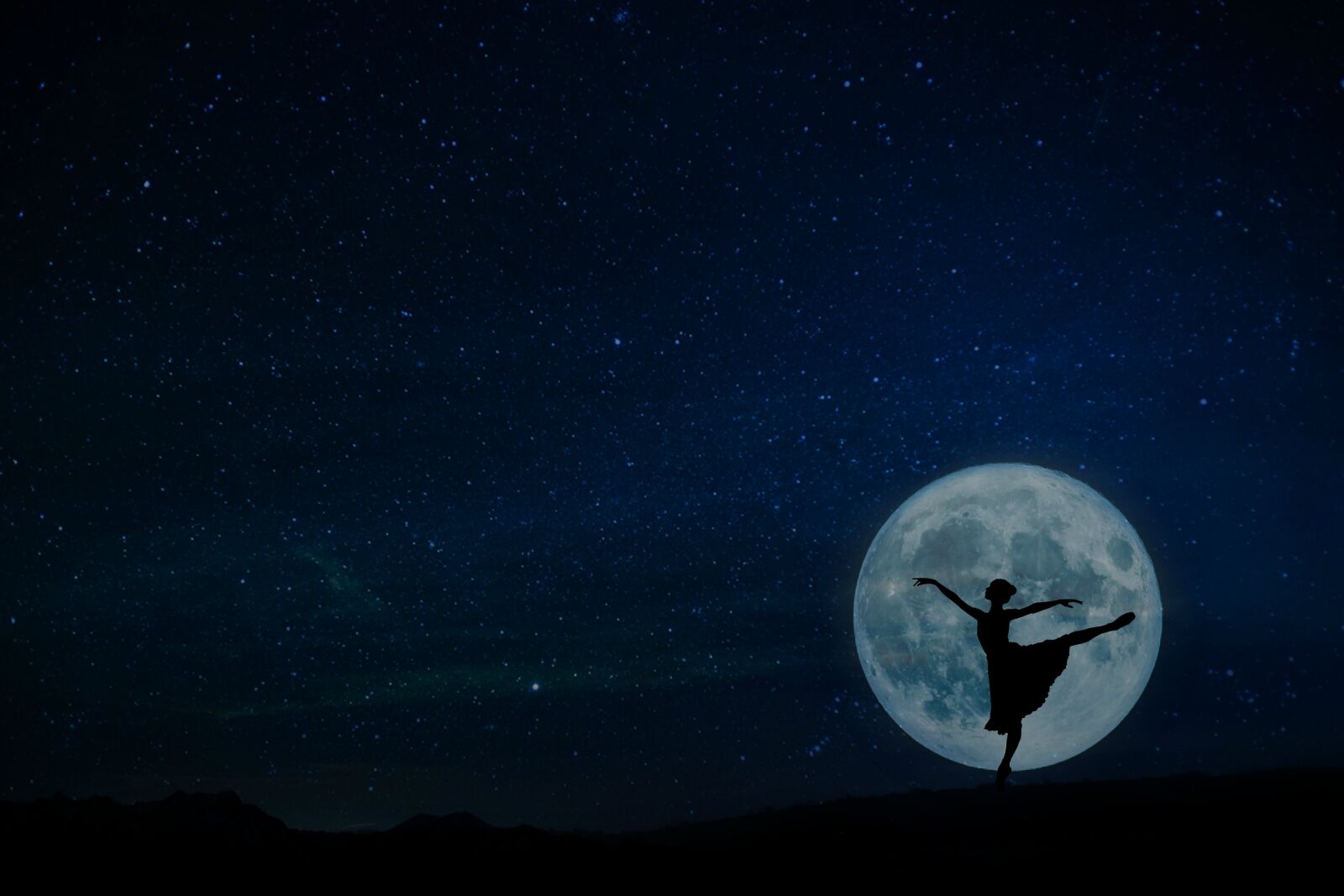 Canon EOS 700D (EOS Rebel T5i / EOS Kiss X7i) sample photo. Ballerina, luna, night photography