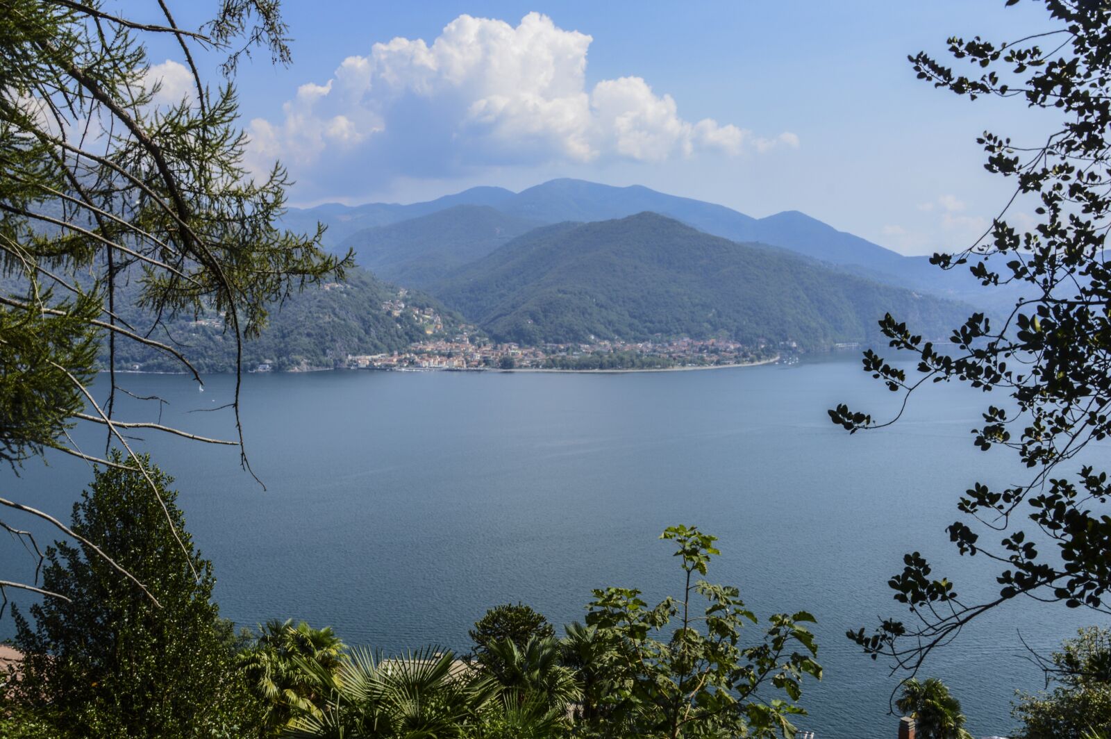 Nikon D3200 sample photo. Lago maggiore, lago, lake photography