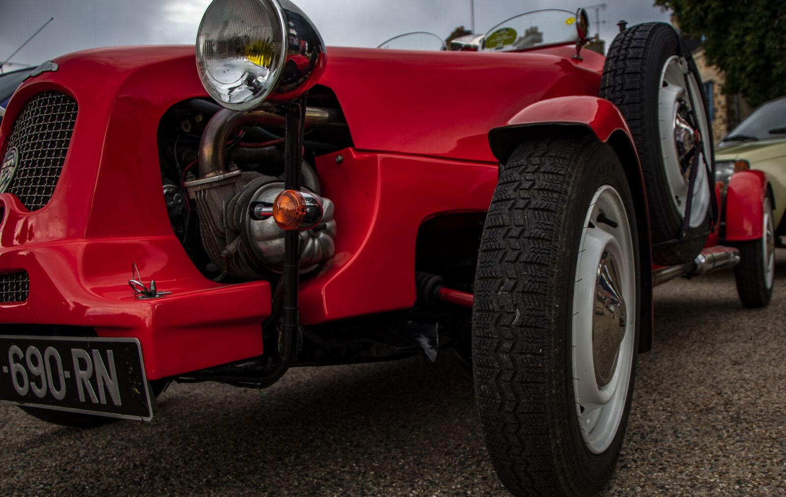Canon EF-S 18-135mm F3.5-5.6 IS USM sample photo. Car, citroen, old photography