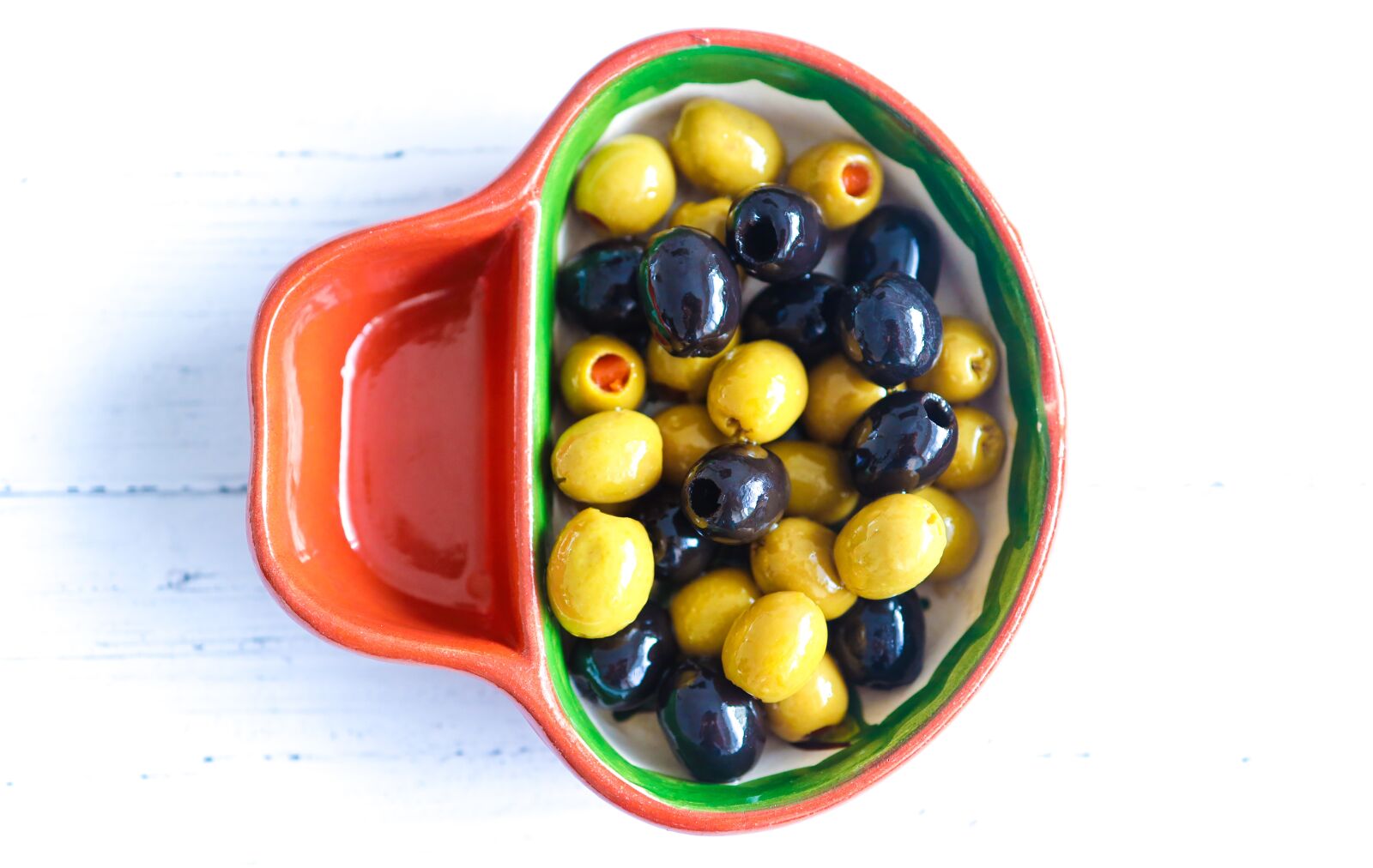 Canon RF 35mm F1.8 IS STM Macro sample photo. Olives, green olives, food photography
