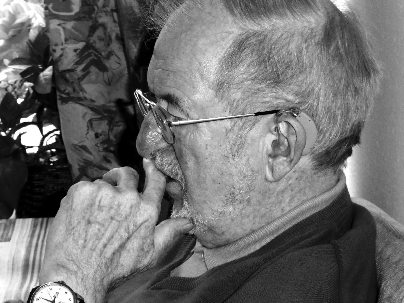 Panasonic DMC-TZ61 sample photo. Old man, grandpa, retirement photography