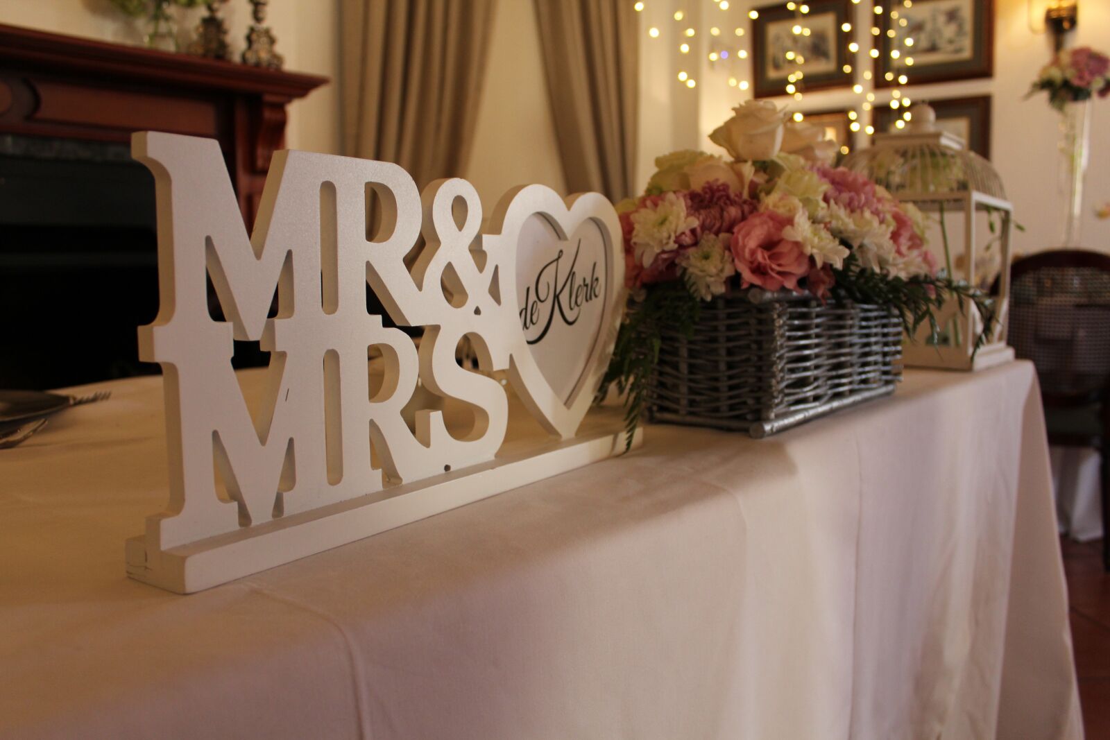 Canon EOS 1200D (EOS Rebel T5 / EOS Kiss X70 / EOS Hi) sample photo. Wedding, decor, romantic photography