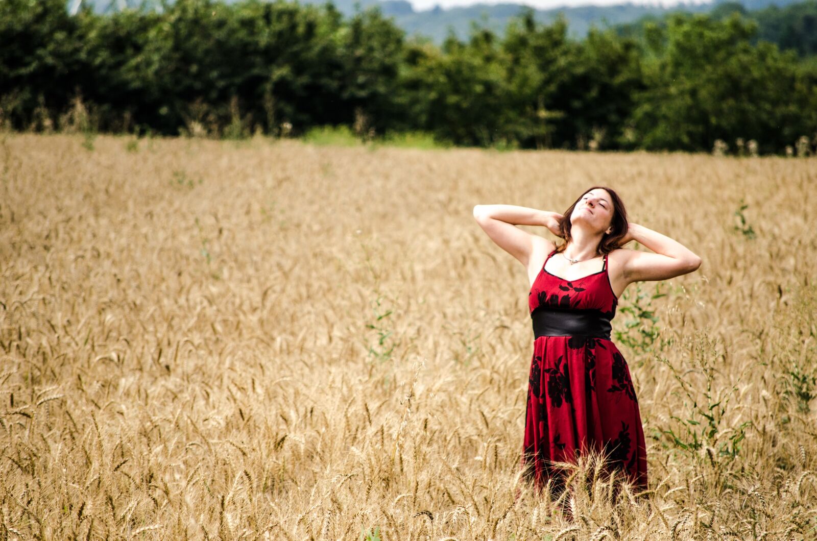 Nikon D5100 sample photo. Woman, photography, grain photography