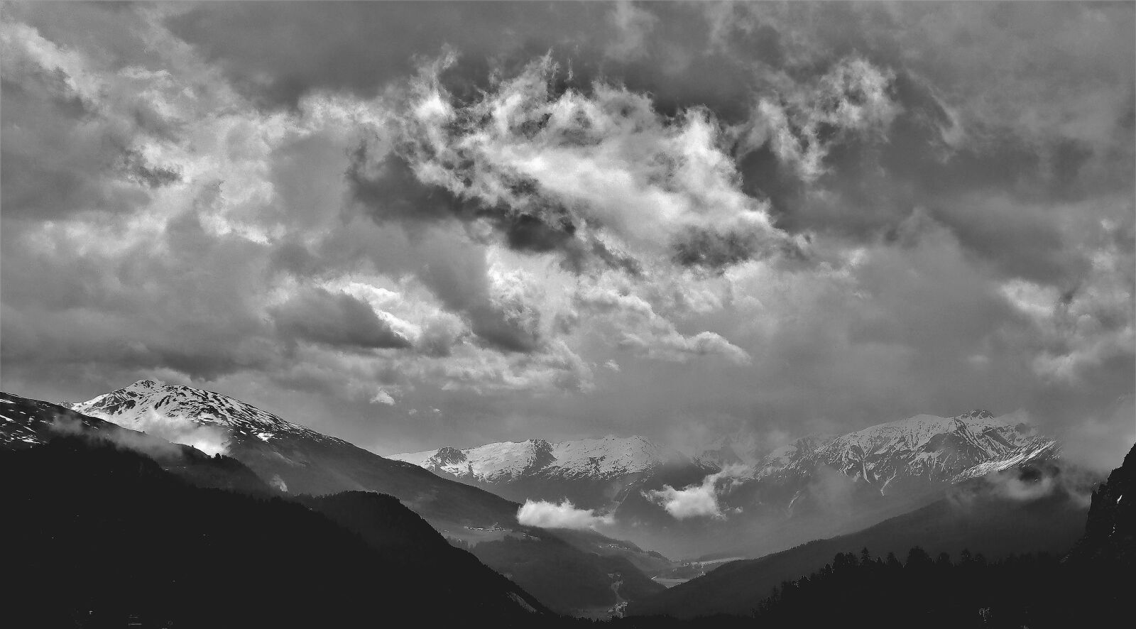 Canon EF-M 15-45mm F3.5-6.3 IS STM sample photo. Landscape, mountains, alpine photography