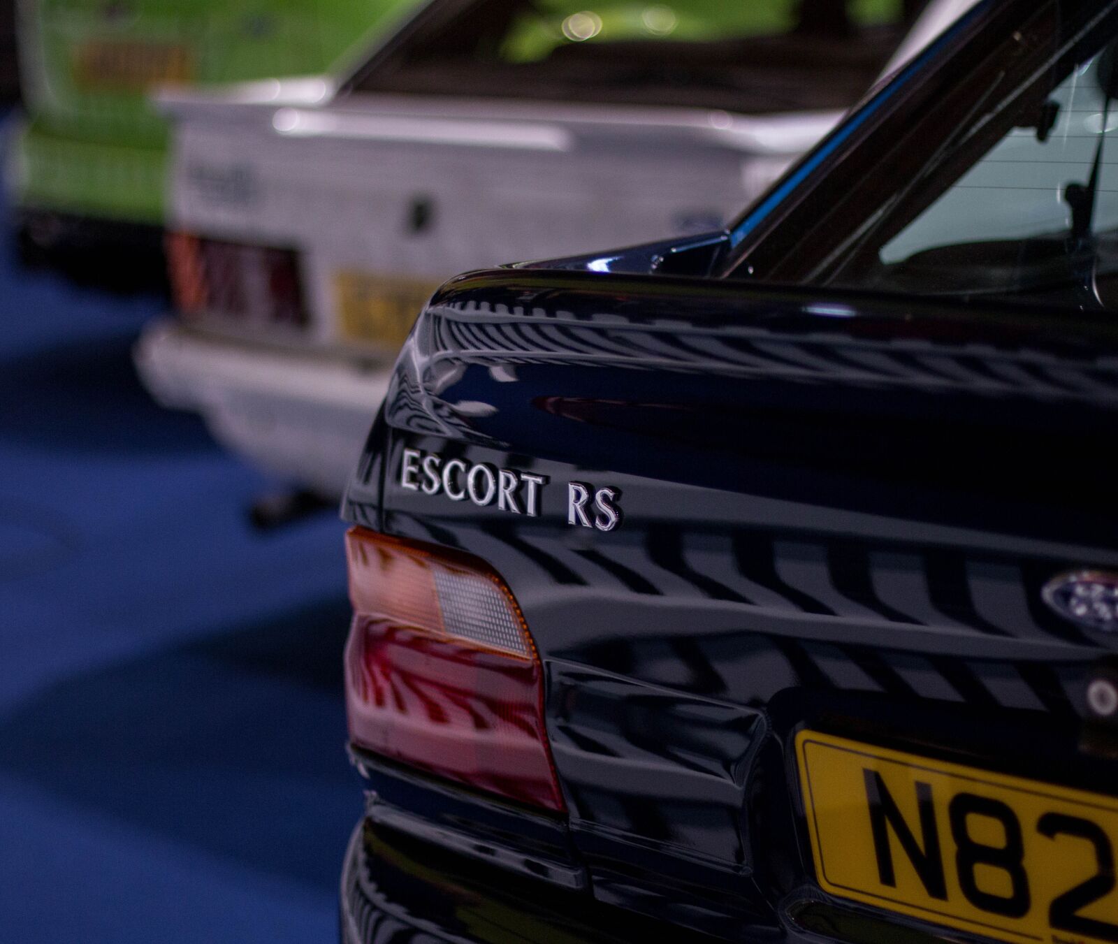 Canon EOS 70D + Canon EF 50mm F1.4 USM sample photo. Ford escort rs, car photography