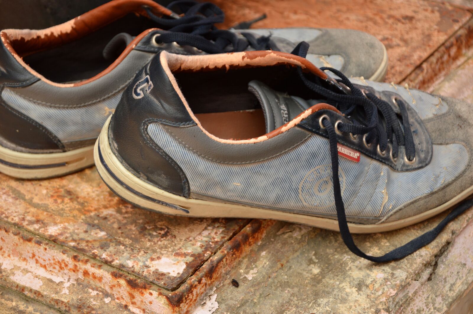 Nikon D3200 sample photo. Shoes, footwear, old photography