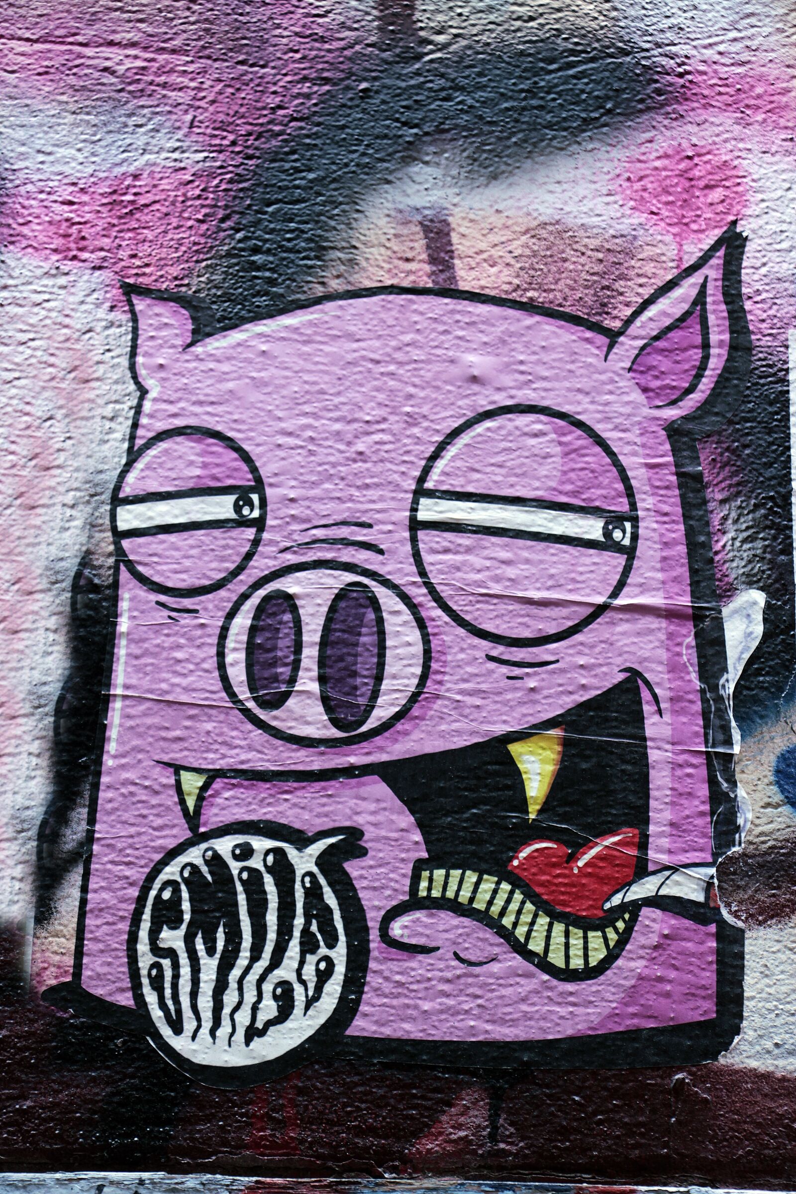 Canon EOS 100D (EOS Rebel SL1 / EOS Kiss X7) sample photo. Graffiti, poster, adbusting-those are photography