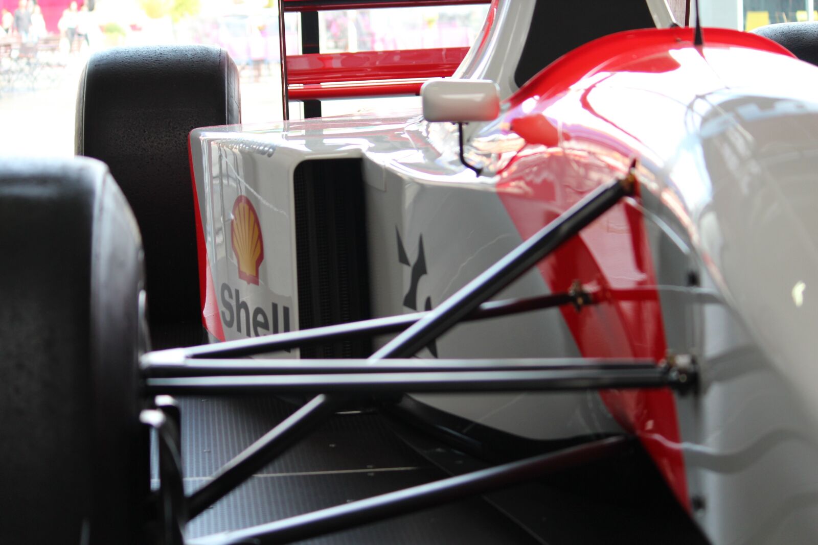 Canon EOS 600D (Rebel EOS T3i / EOS Kiss X5) sample photo. F1, motorsport, motor photography