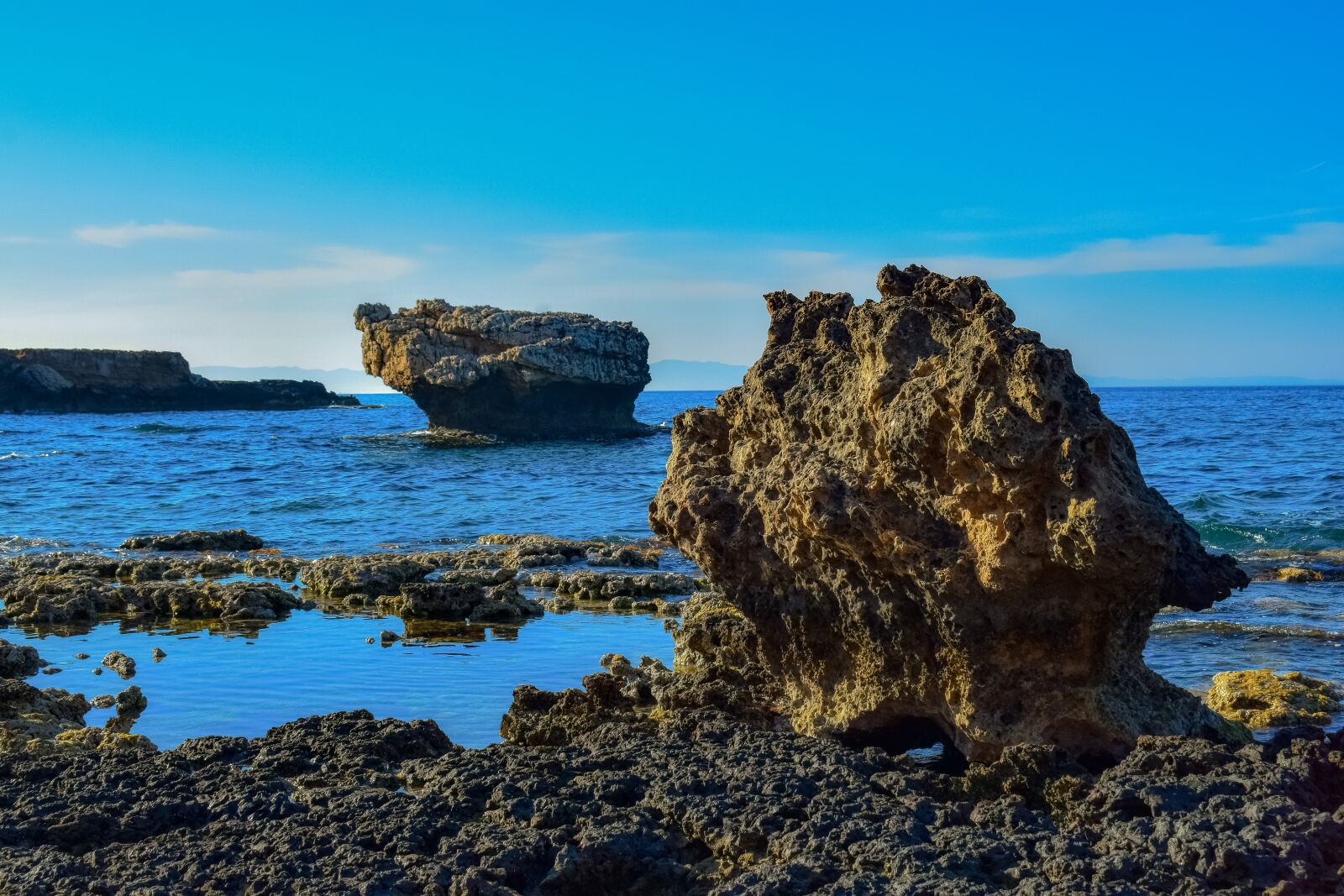 Nikon D3300 sample photo. Rocky coast, erosion, sea photography