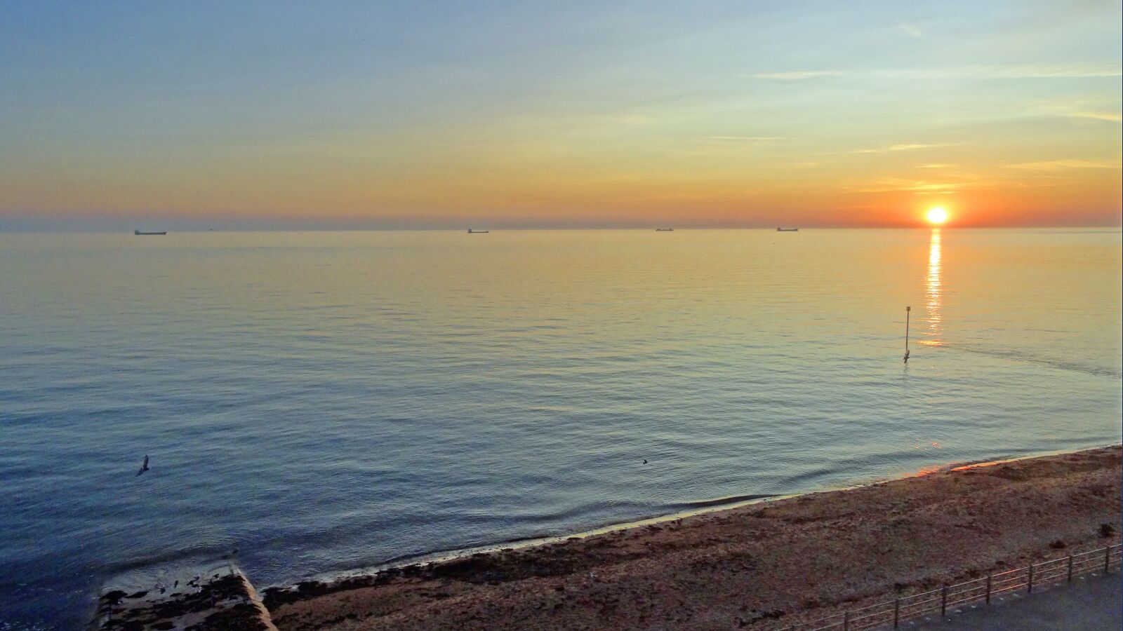 Sony DSC-HX50 sample photo. Dawn, sunrise, sea photography
