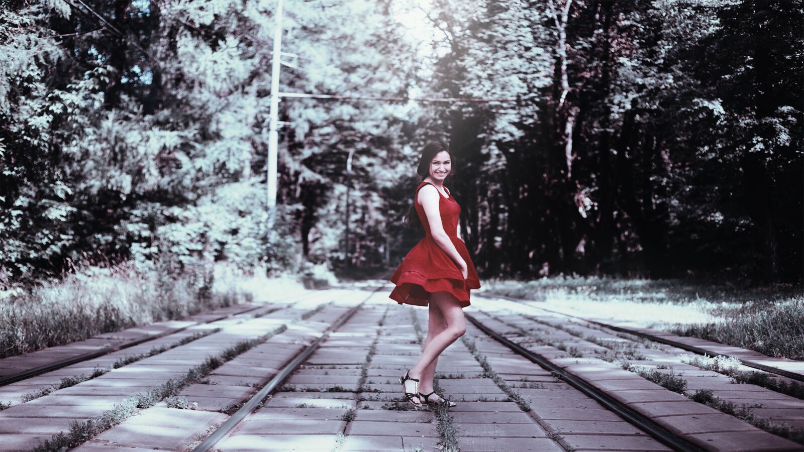 Canon EOS 5D Mark III sample photo. Girl, red dress, tram photography