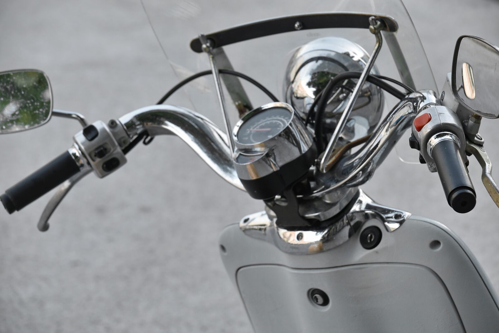 Nikon D5500 sample photo. Gauge, gearshift, motorcycle, speedometer photography