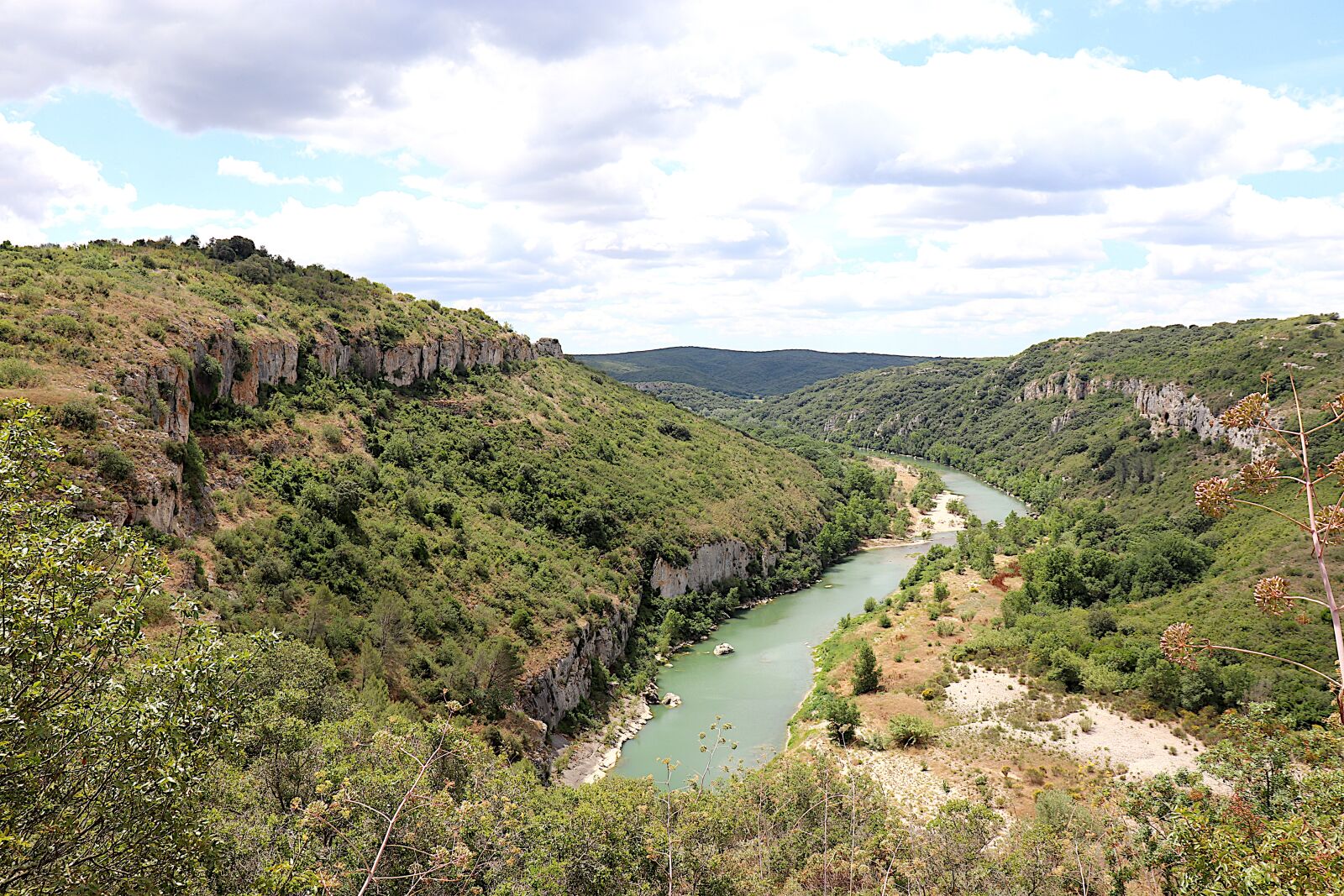 Canon EOS 800D (EOS Rebel T7i / EOS Kiss X9i) sample photo. Gorges of the gardon photography