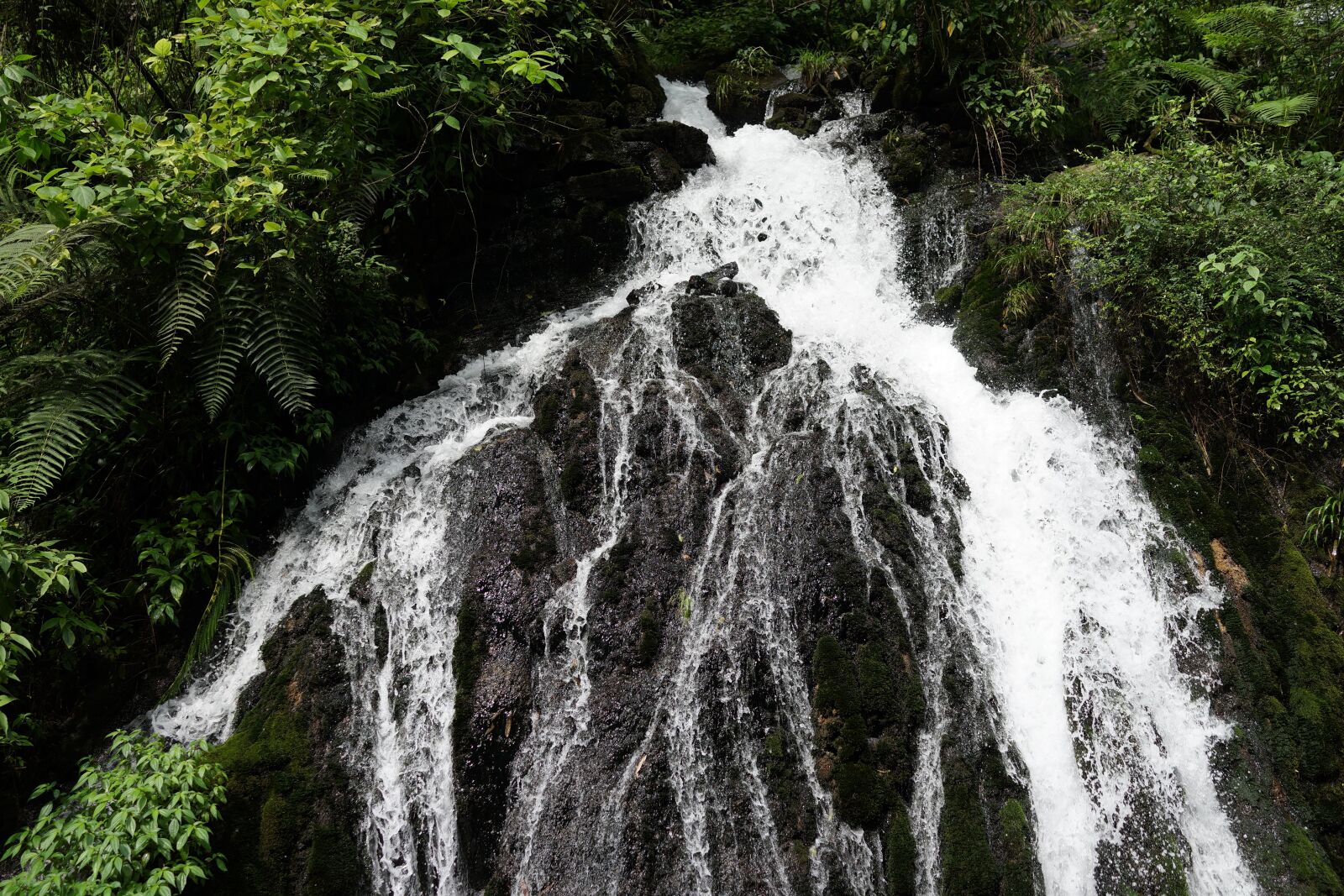 Sony Cyber-shot DSC-RX1R sample photo. Water source, waterfall, cascade photography