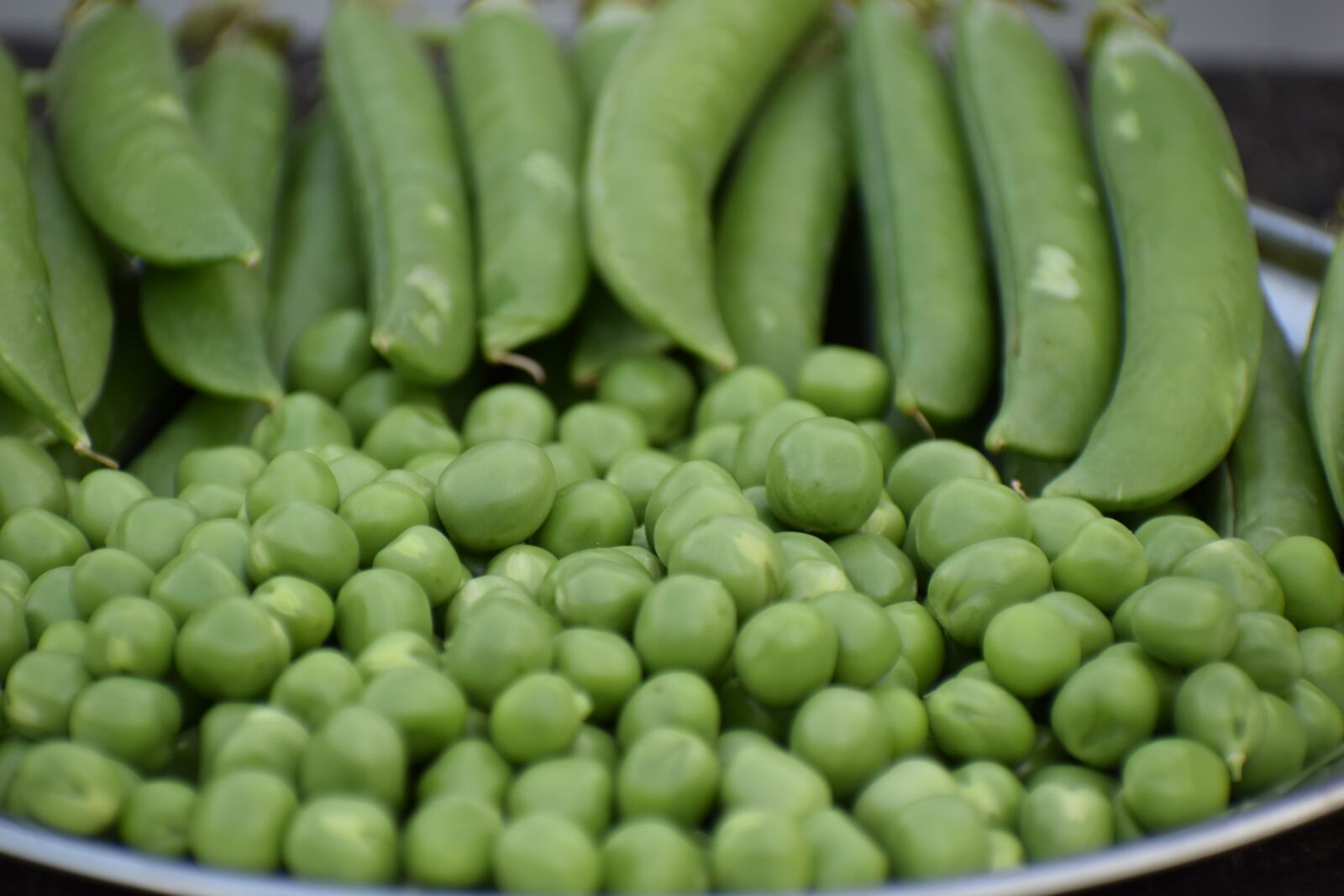 Nikon D3300 sample photo. Green peas, fresh, peas photography