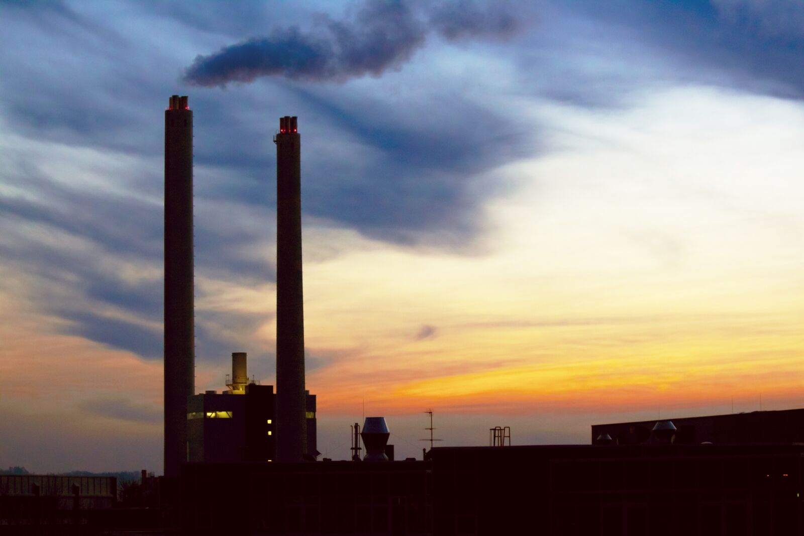 Canon EOS 650D (EOS Rebel T4i / EOS Kiss X6i) sample photo. Industry, pollution, environment photography