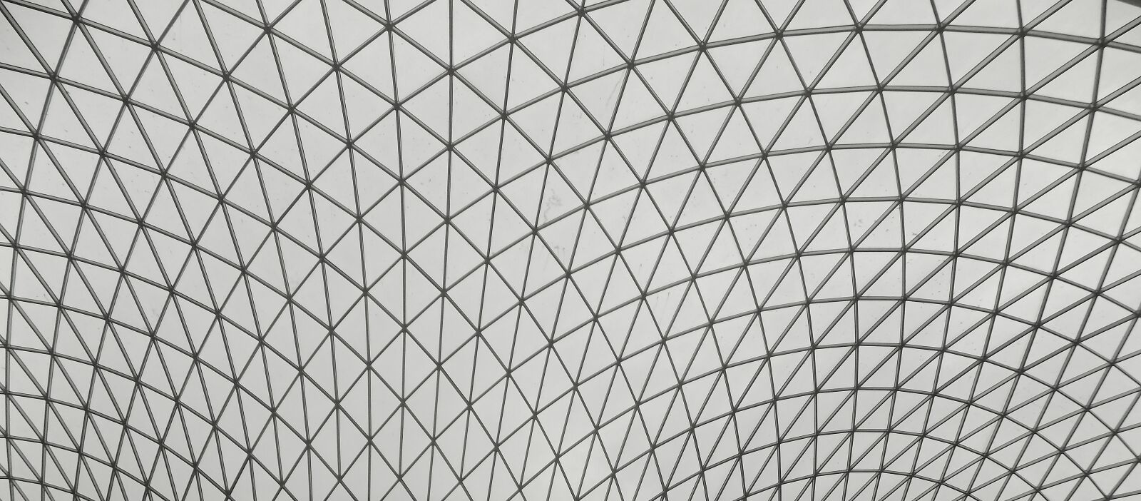 Nikon COOLPIX L340 sample photo. London museum, london, art photography