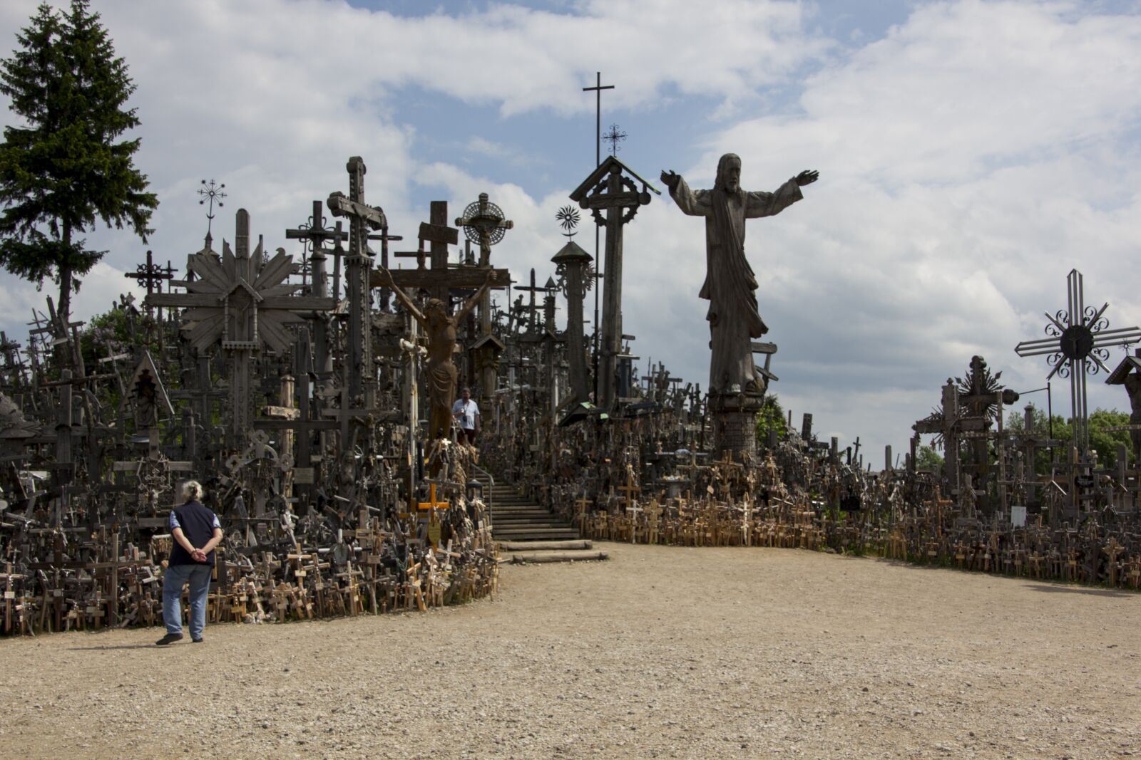 Canon EOS 60D sample photo. Lithuania, mountain of crosses photography