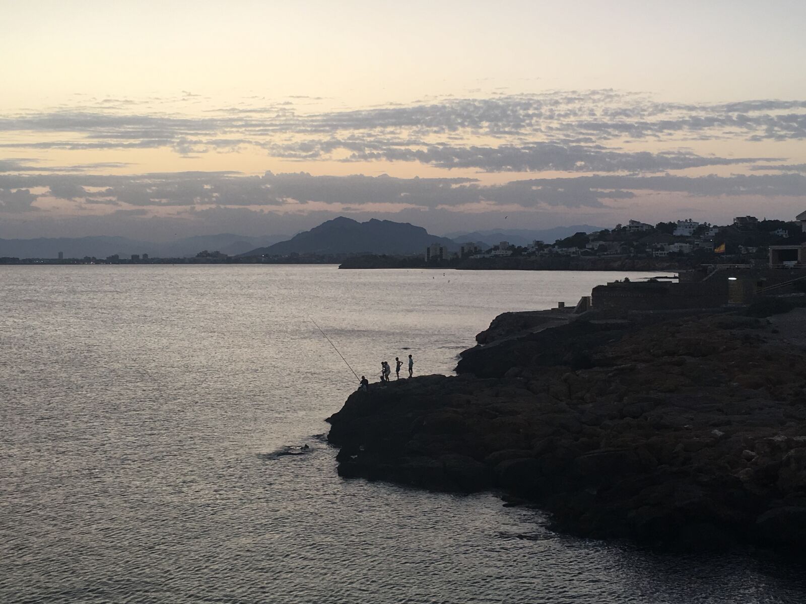 iPhone 6s back camera 4.15mm f/2.2 sample photo. Atardecer, isla, plana, mar photography