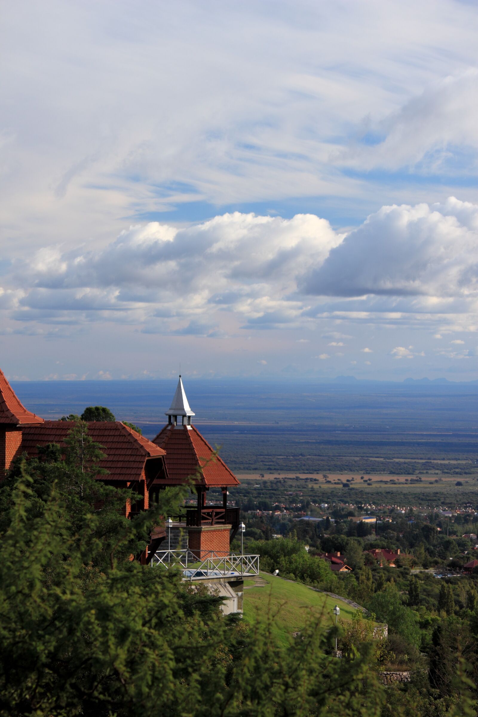 Canon EOS 500D (EOS Rebel T1i / EOS Kiss X3) sample photo. Viewpoint, cloud, sky photography