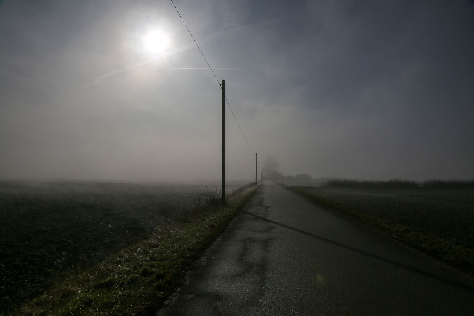 Canon EF 24-105mm F4L IS USM sample photo. Fog, mood, atmospheric photography