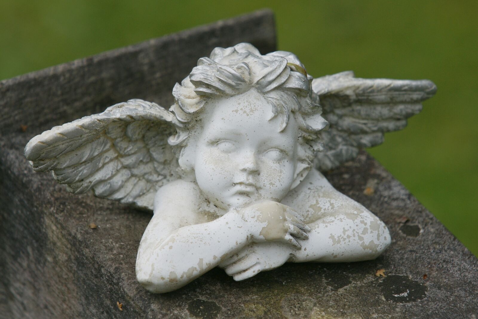 Sony Alpha DSLR-A700 sample photo. Angel, contemplative, figure photography