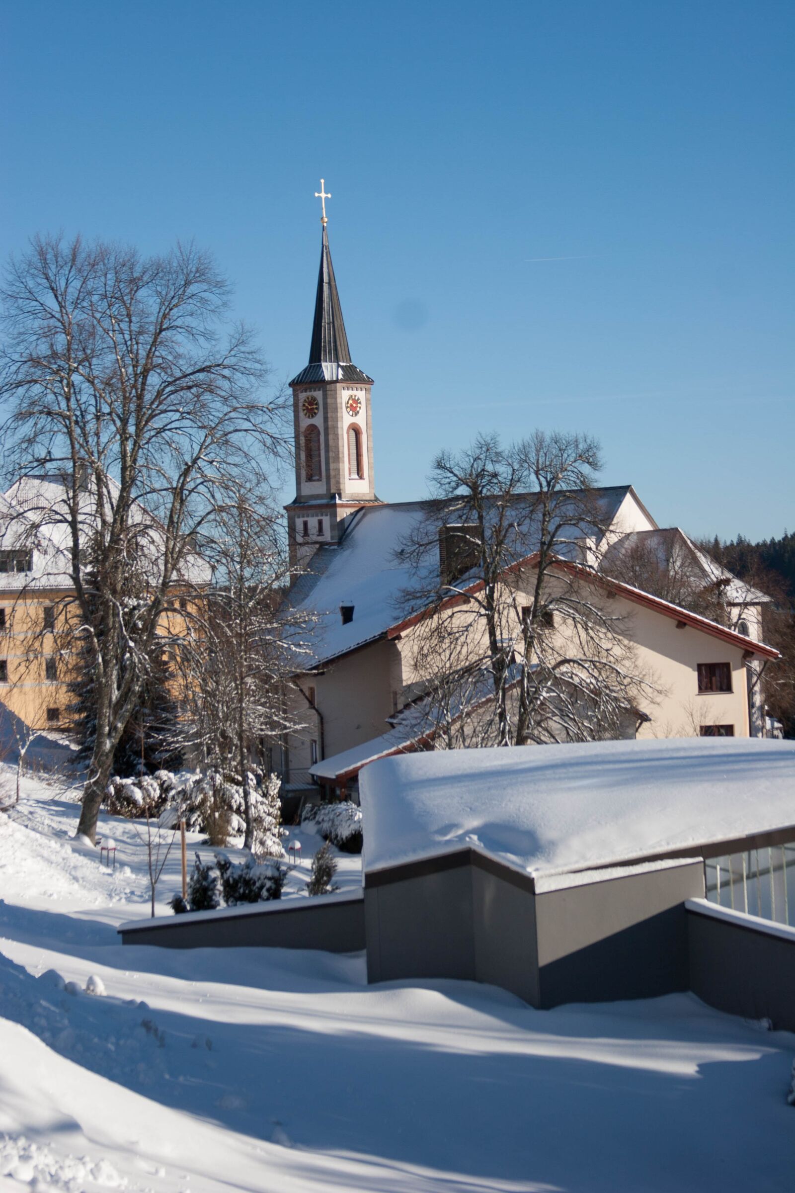 Canon EOS 20D sample photo. Architecture, church building, winter photography