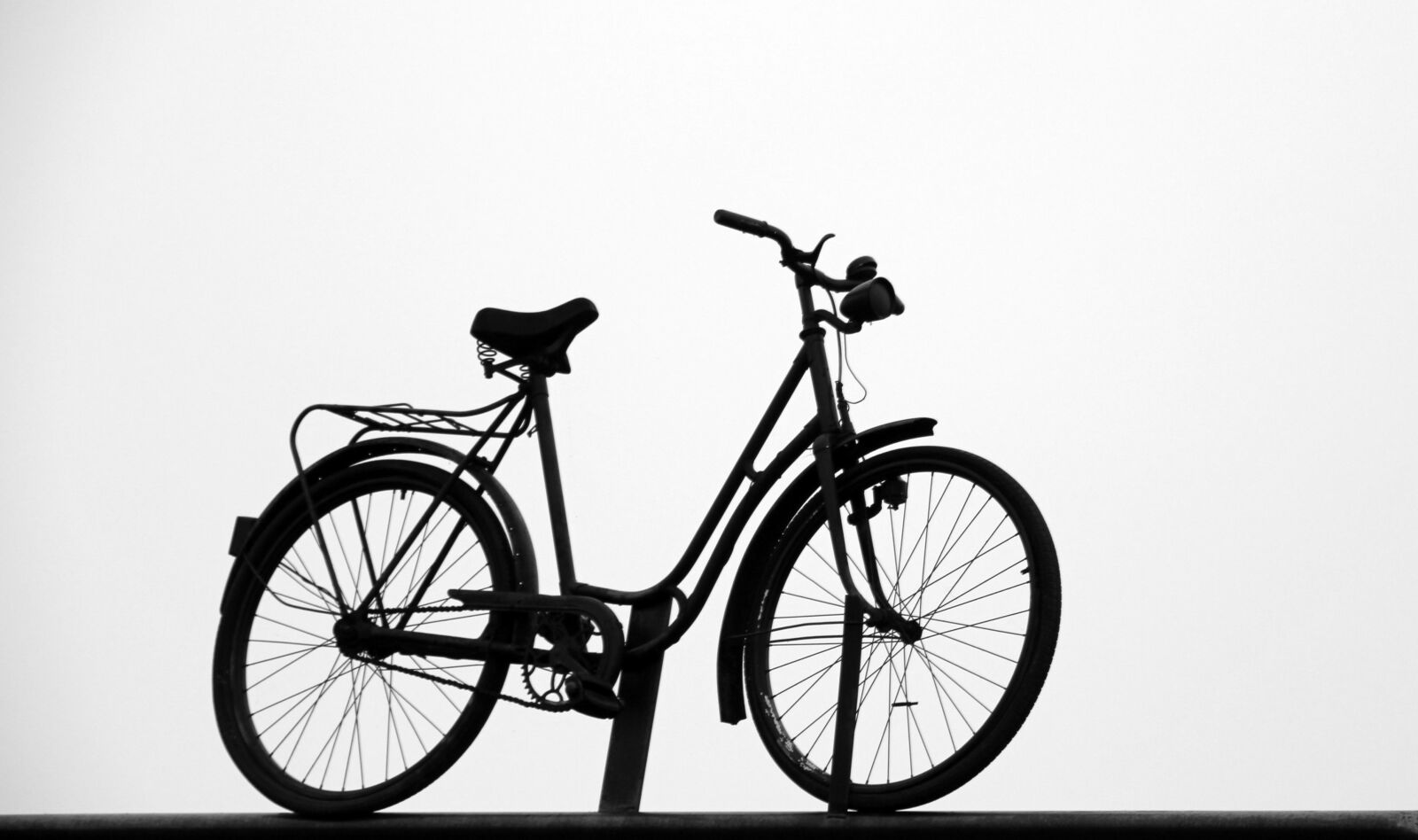 Canon EOS 650D (EOS Rebel T4i / EOS Kiss X6i) sample photo. Bike, black and white photography