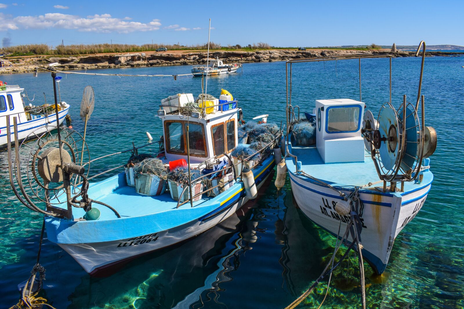 Nikon D3300 sample photo. Boat, harbor, fishing shelter photography