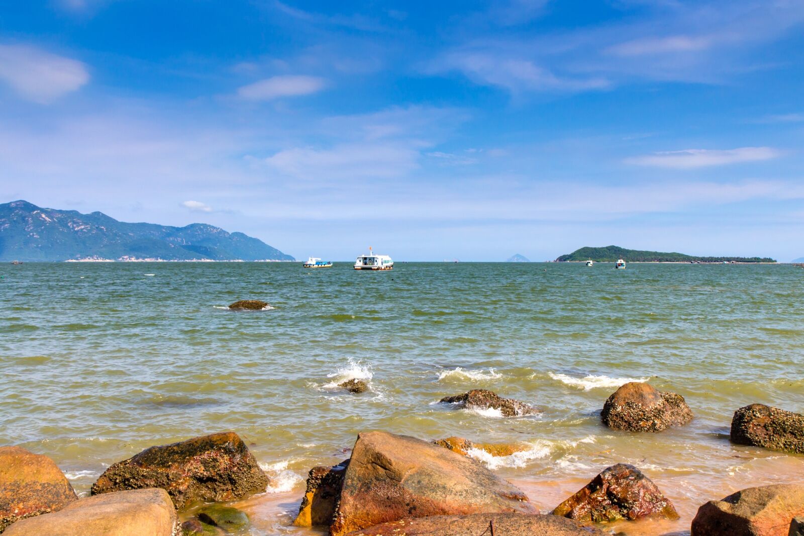 Canon EOS 700D (EOS Rebel T5i / EOS Kiss X7i) sample photo. The sea, knife, home photography