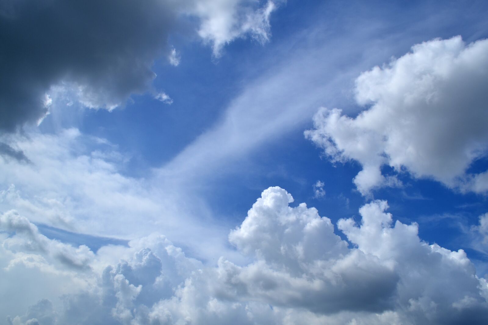 Nikon D3100 sample photo. Clouds, miracle, beautiful photography