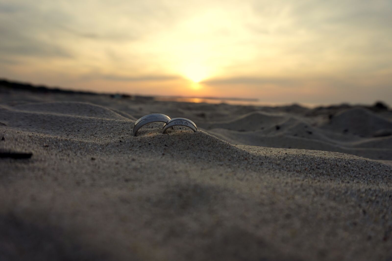 Sony Alpha a5000 (ILCE 5000) sample photo. Wedding rings, wedding, love photography