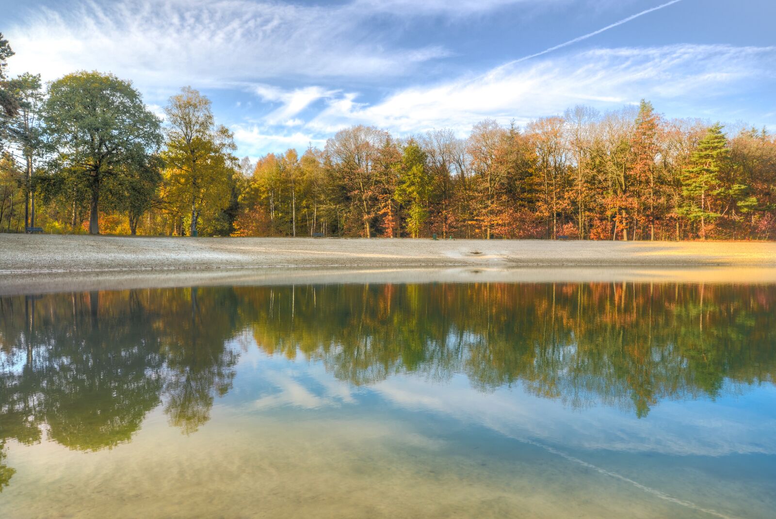 Nikon D610 sample photo. Lake, reflection, autumn photography