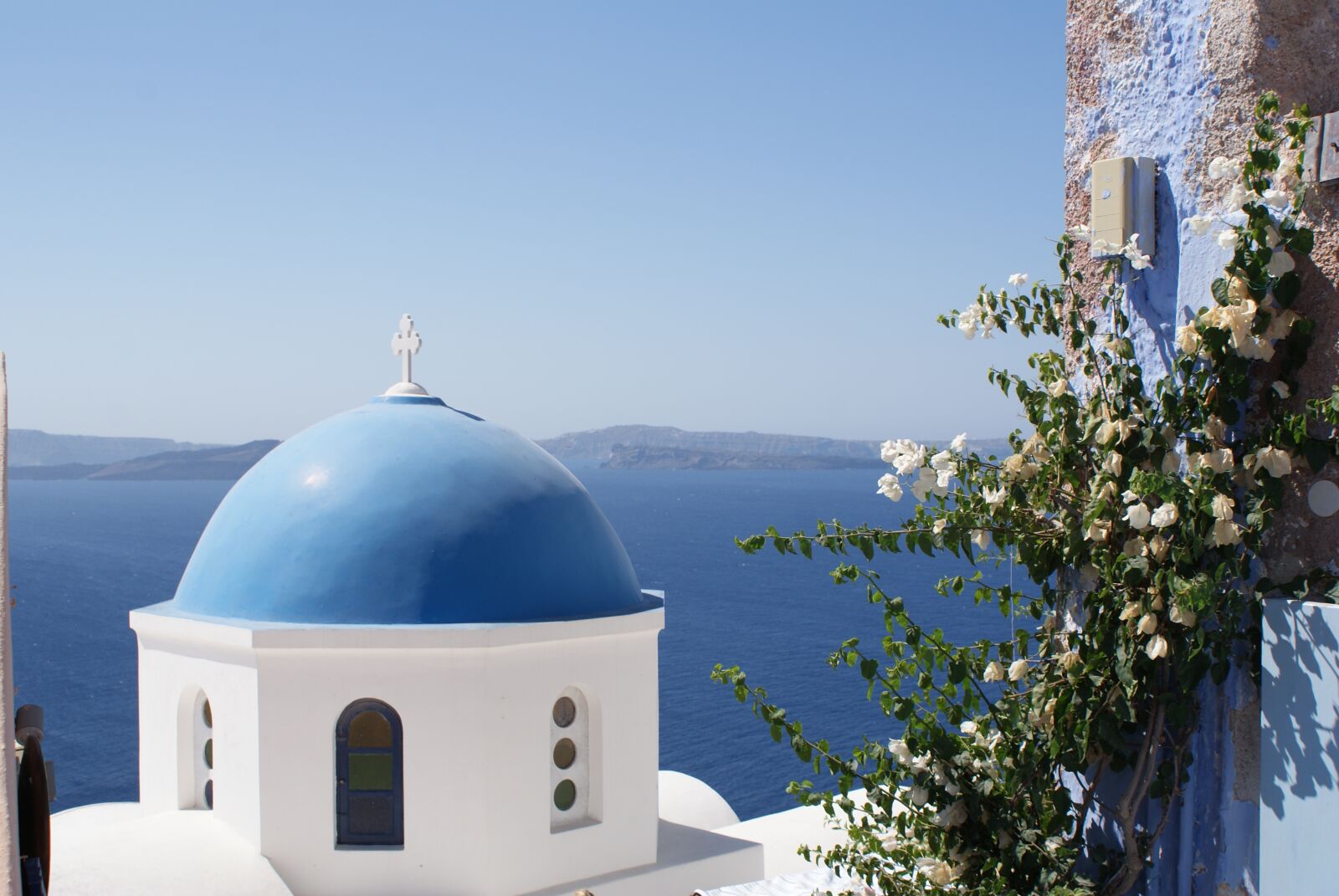 Sony Alpha DSLR-A300 sample photo. Greece, santorini, church photography