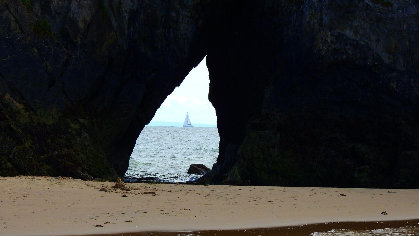 Nikon Coolpix P900 sample photo. Rock, sea, landscape photography