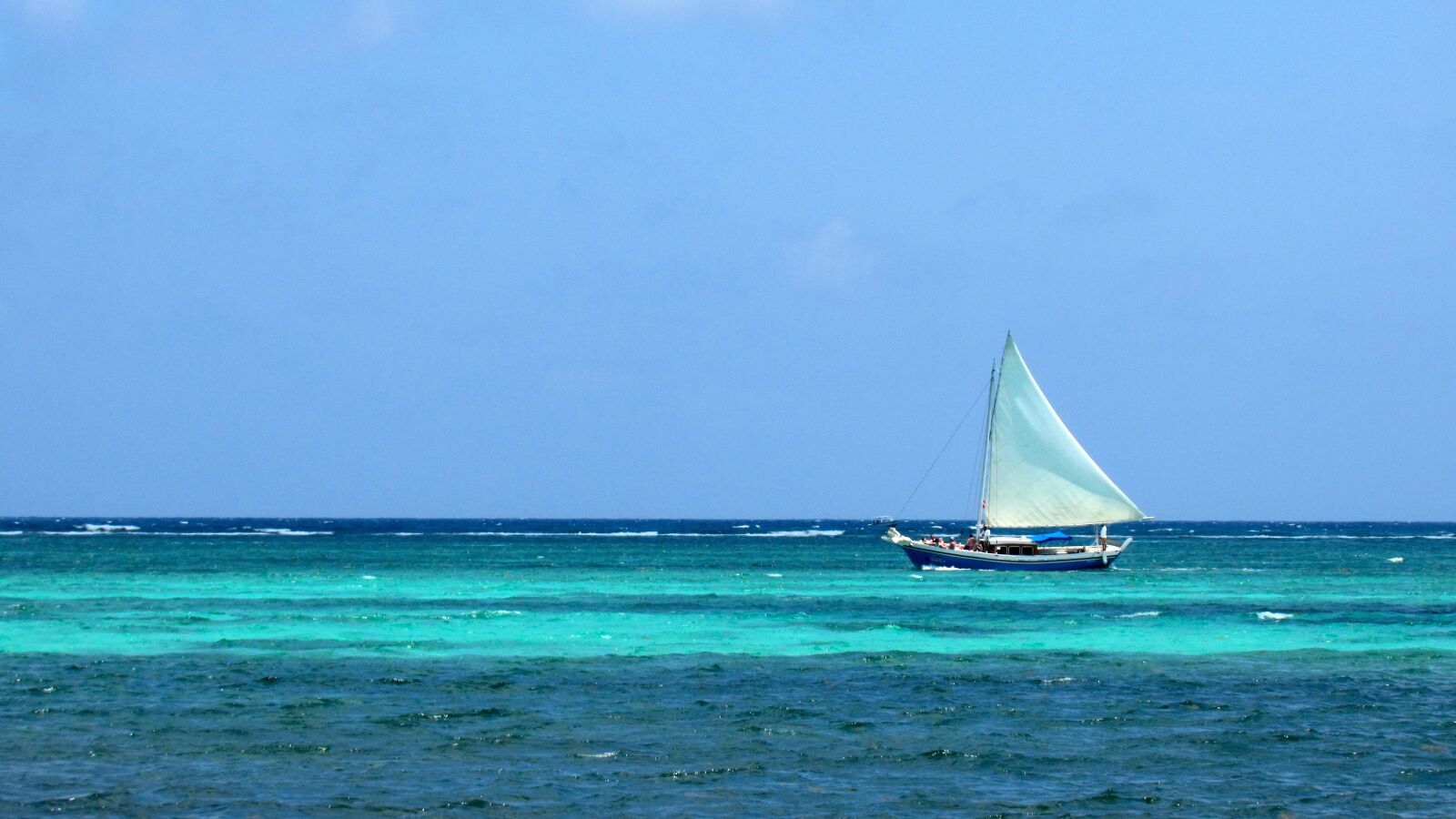 Canon PowerShot SX530 HS sample photo. Water, sea, boat photography