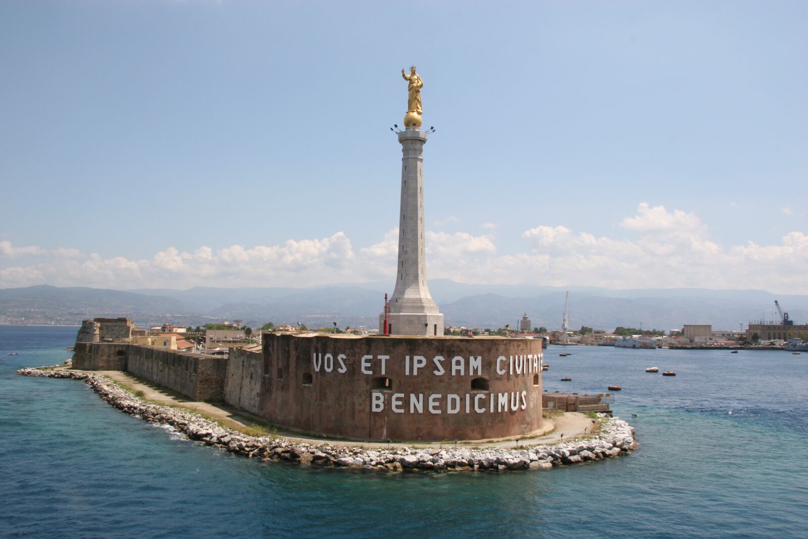 Canon EOS 20D sample photo. Messina, monument, sea photography