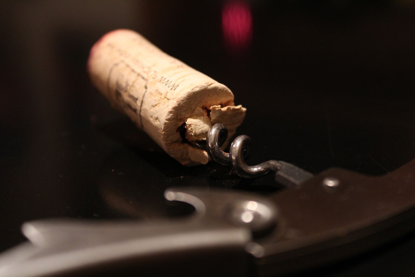 Canon EOS 600D (Rebel EOS T3i / EOS Kiss X5) sample photo. Cork, corkscrew, wine photography