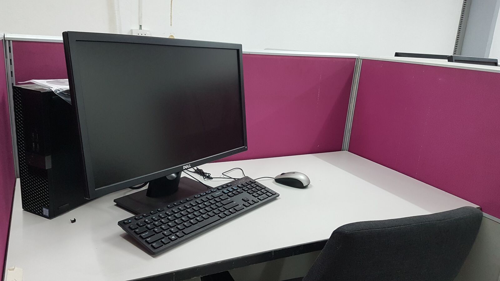 Samsung Galaxy S7 Edge sample photo. Computer, office desk, table photography