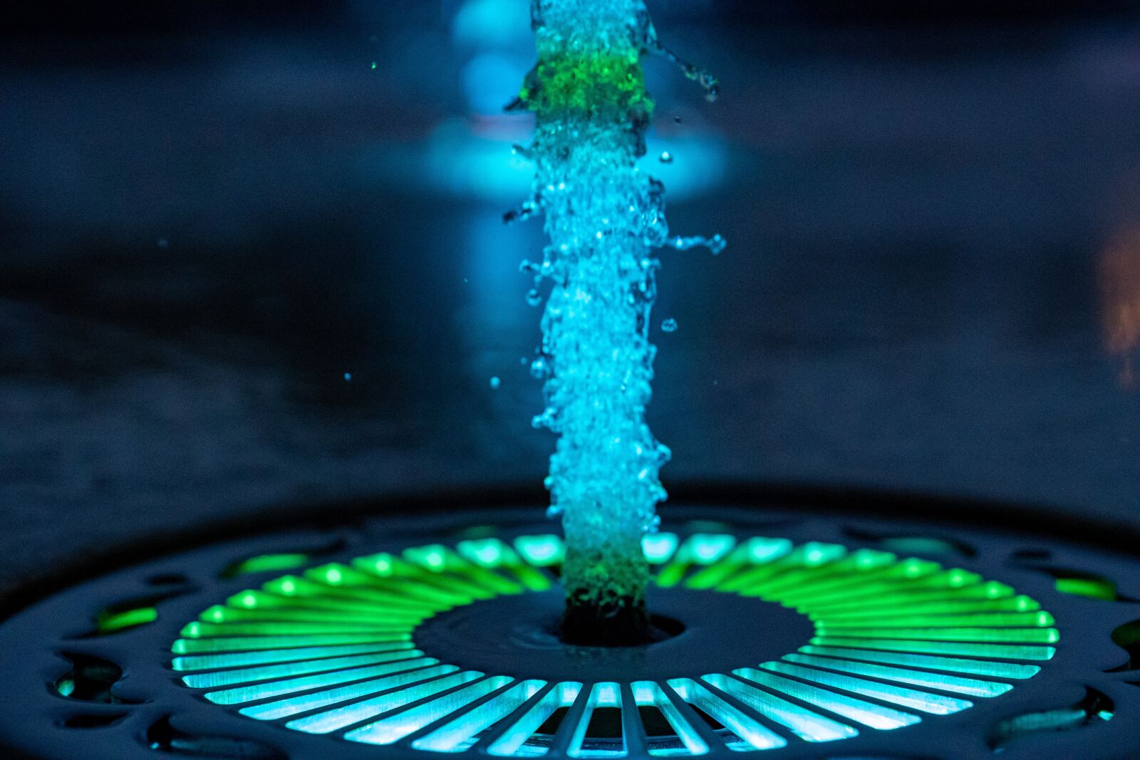 Sony a6400 + E 50mm F1.8 OSS sample photo. Night, water, lights photography