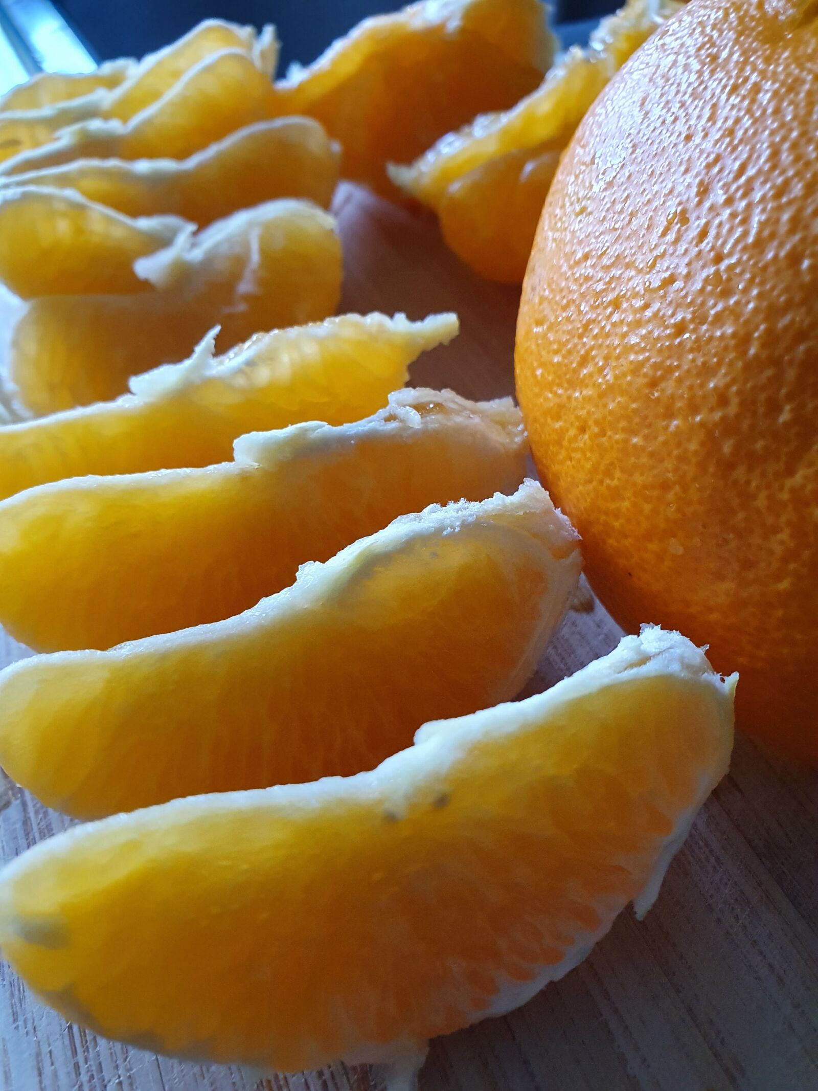 Samsung Galaxy S10 sample photo. Orange slices, orange, vitamin photography