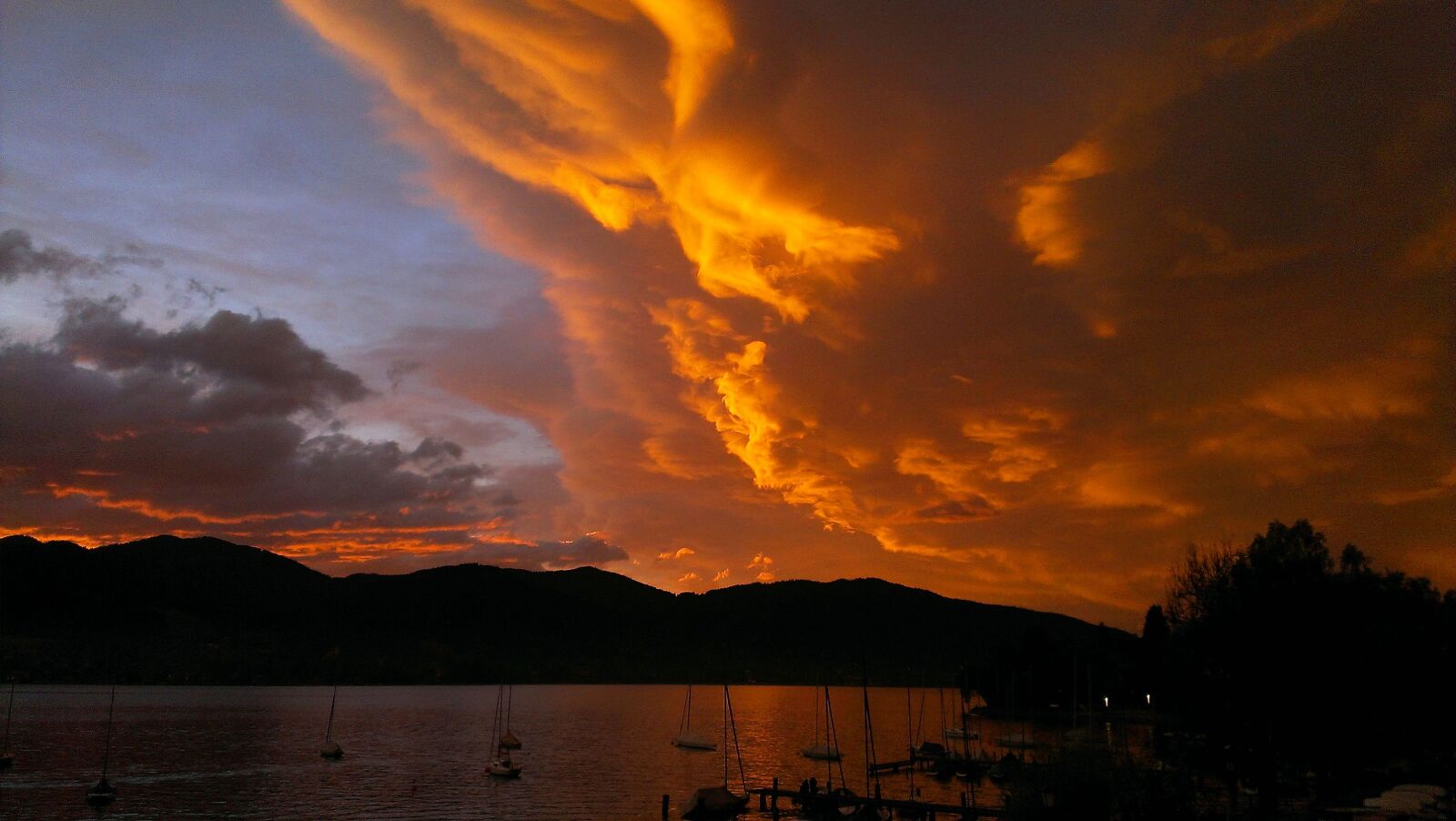 HTC ONE S sample photo. Tegernsee, evening sky, f photography