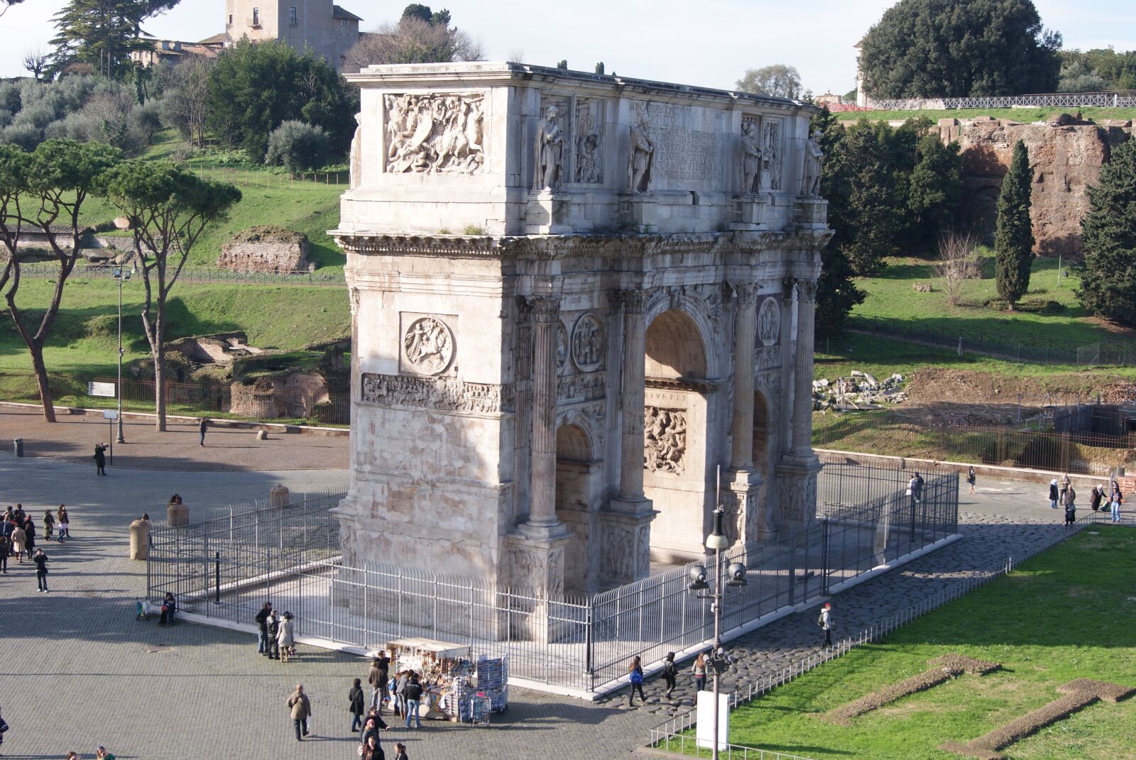 Sony Alpha DSLR-A330 sample photo. Italy, rome, arch of photography