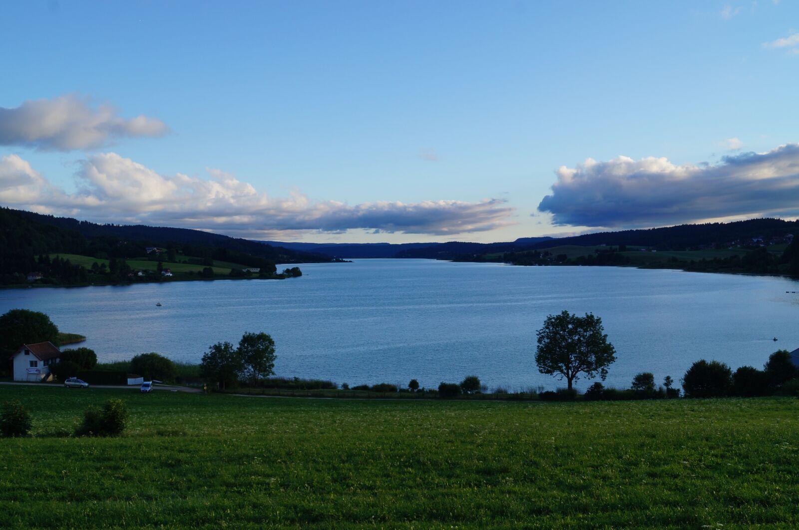 Sony SLT-A37 sample photo. Lake, sky, water photography