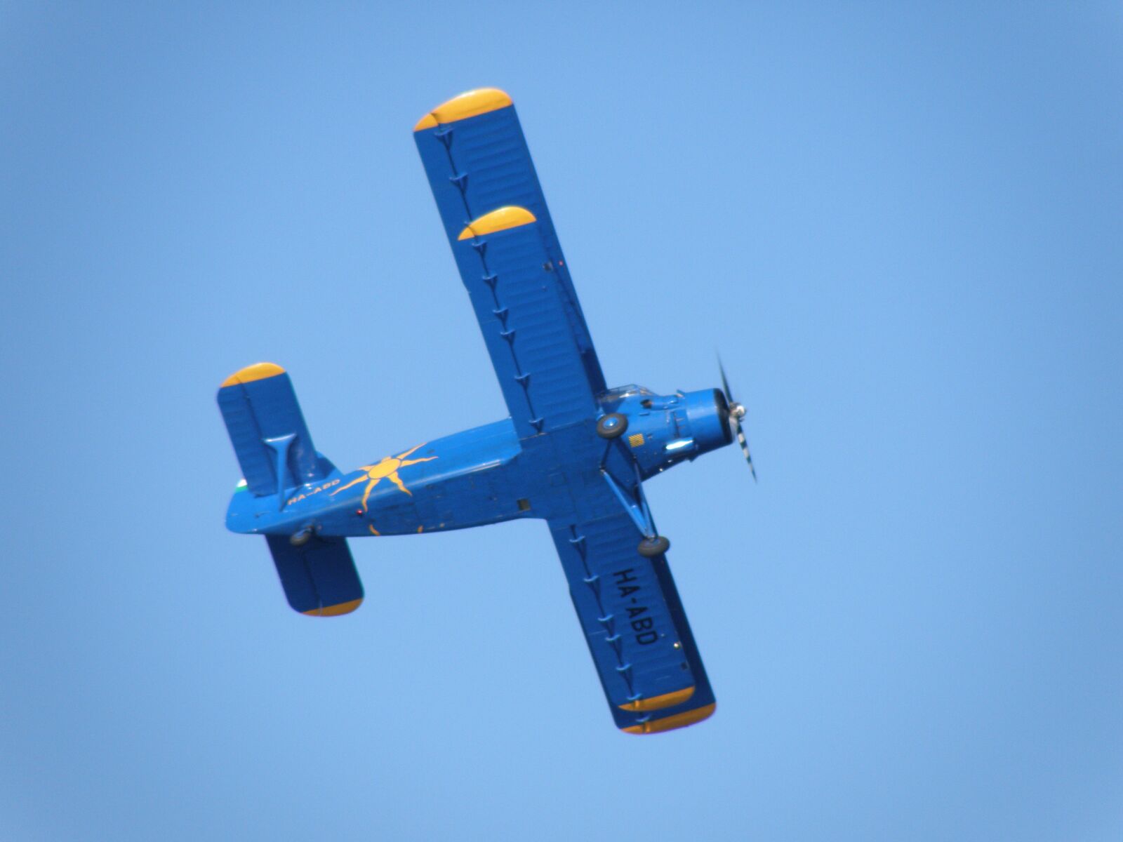 Olympus SP570UZ sample photo. Biplane, plane, wings photography