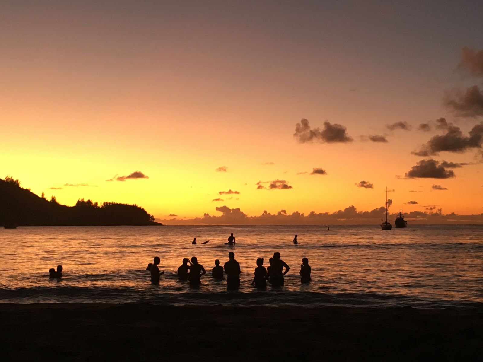 iPhone 6s back camera 4.15mm f/2.2 sample photo. Surfer, sunset, hawaii photography